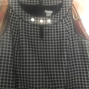 New, never worn, sz 12 Ann Taylor black and white geometric dress.